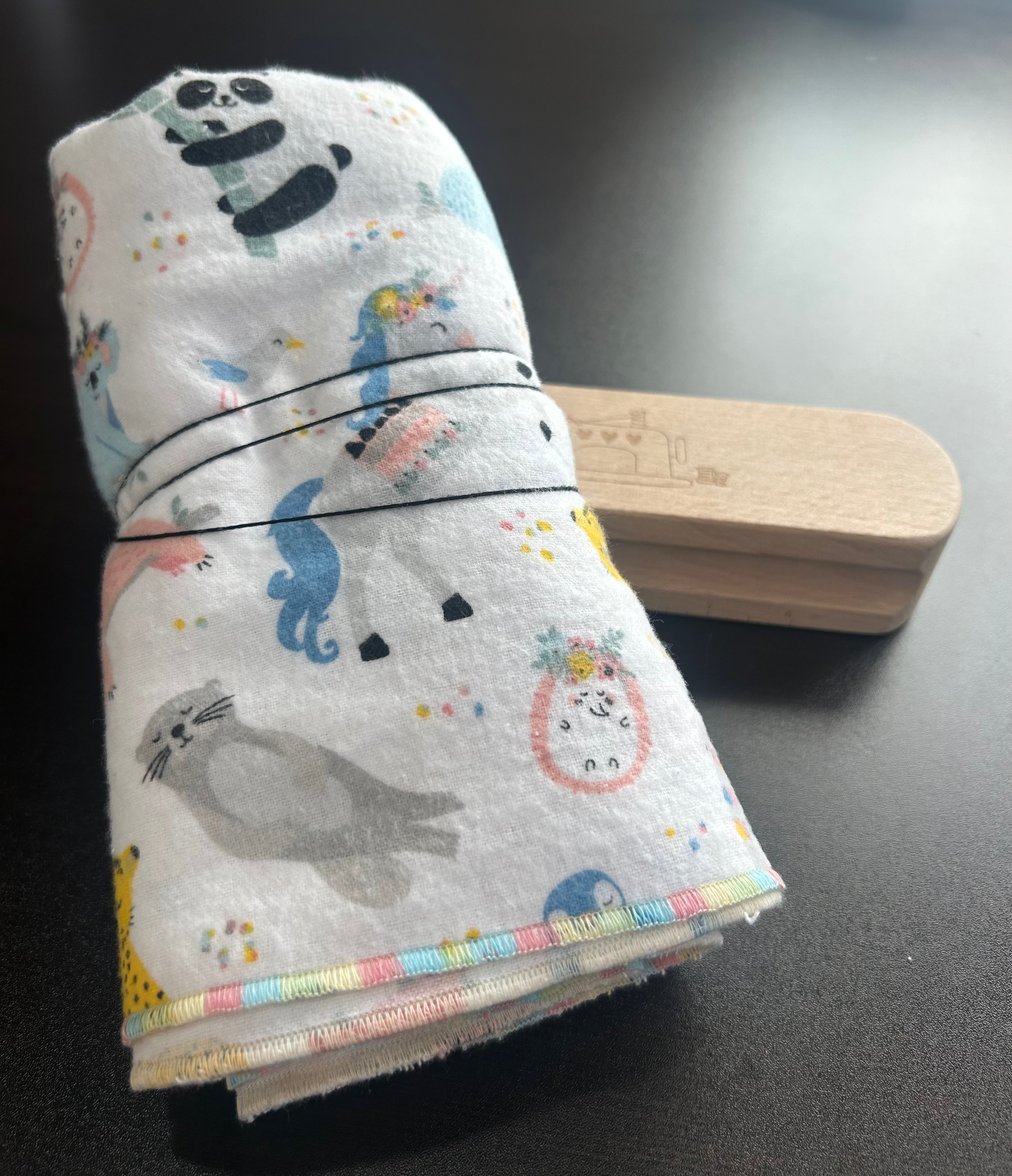 Animals blanket and burp cloth gift set
