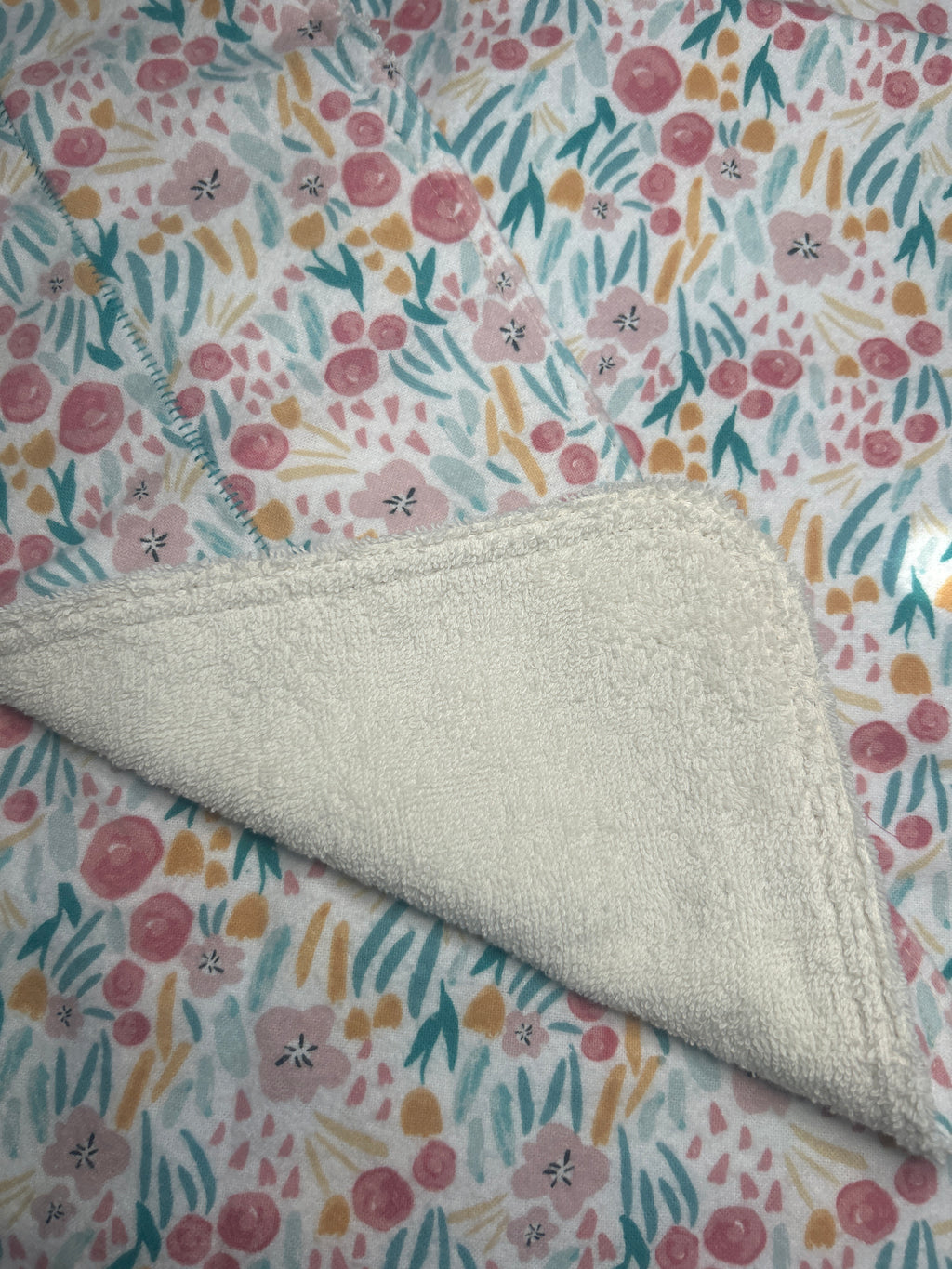Flower garden blanket and burp cloth gift set
