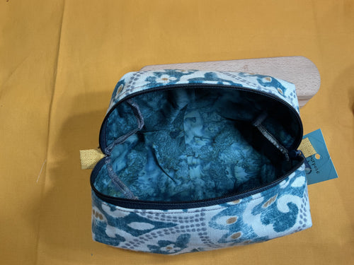 Blue and Gold-Blue lining